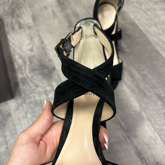 Vince Camuto heeled platform - Picture 3 of 7